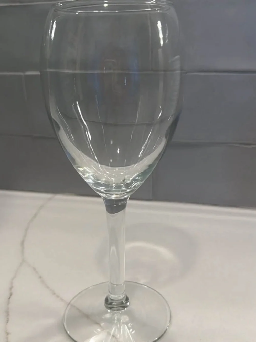 15 Clear Glass Wine Goblet - Transparent Stemware